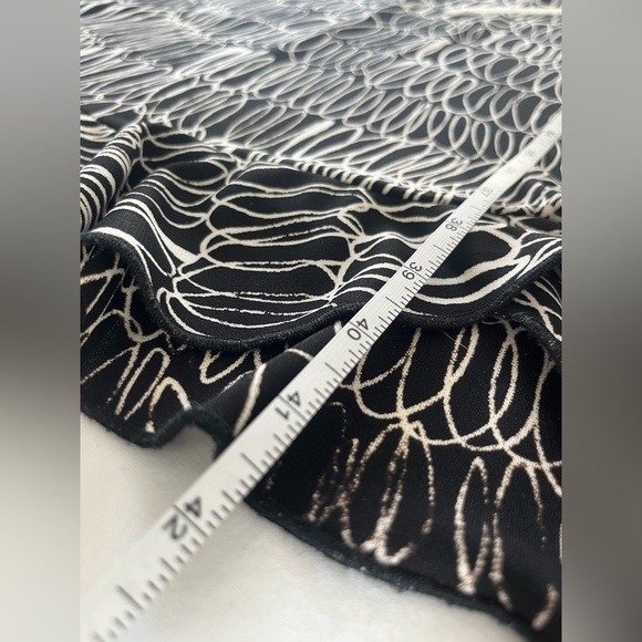 VTG Y2K Chic Black and White Patterned midi thin strap babydoll ruffle d… - Picture 9 of 9